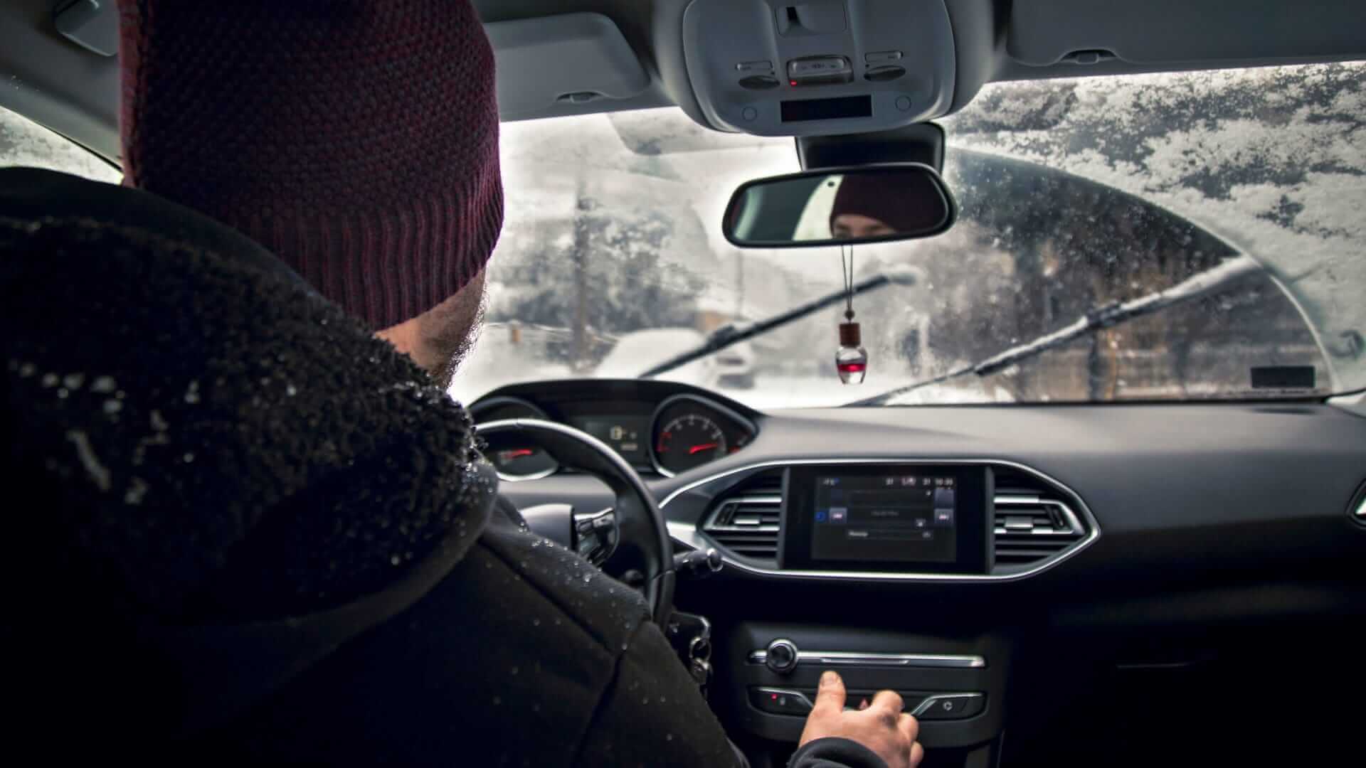 Как правильно прогревать автомобиль зимой, чтобы не лопнуло лобовое стекло